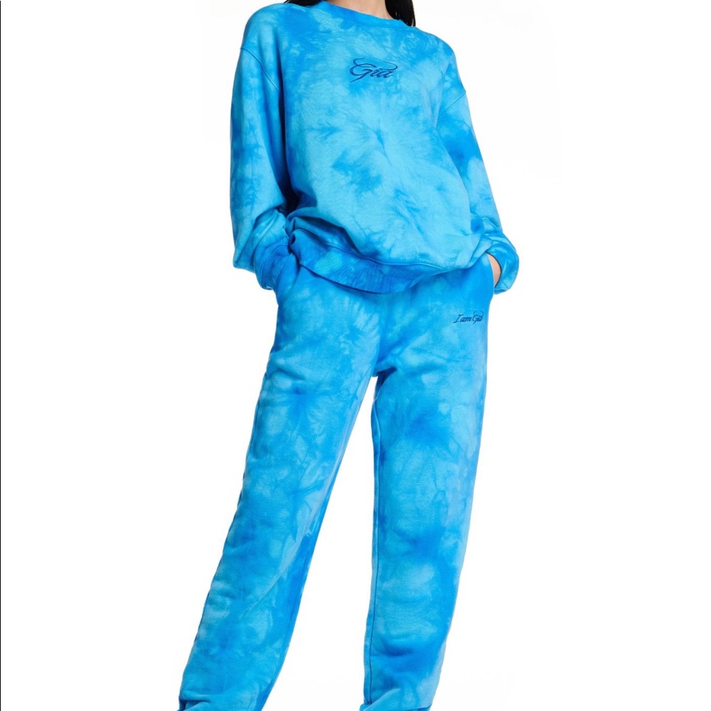 iamgia taja sweater